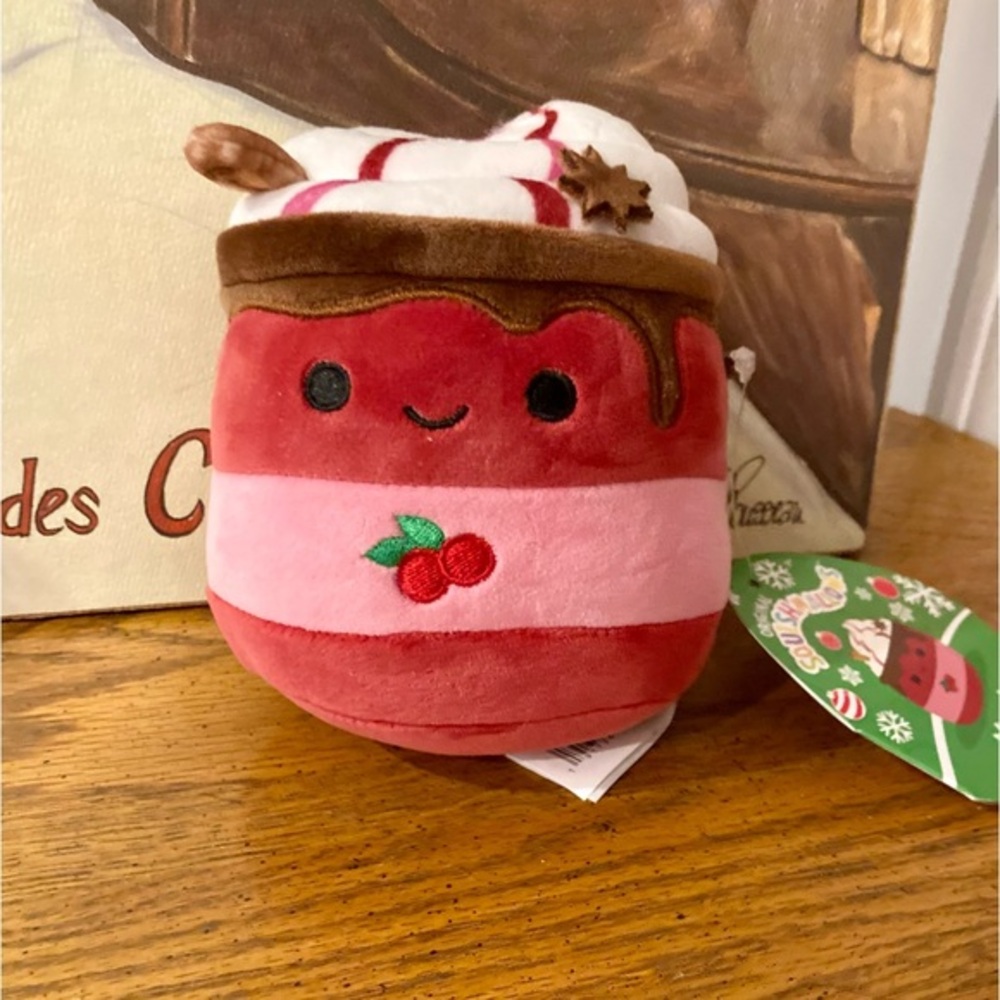 Squishmallows Maude the Cranberry Mocha 5” - NWT
